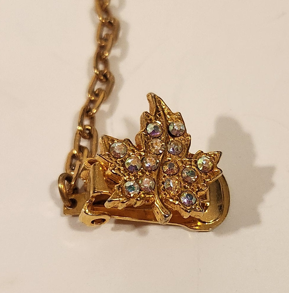 Vintage Sparkling Rhinestone Gold Tone Maple Leaf Double Tie Clip with Chain 4