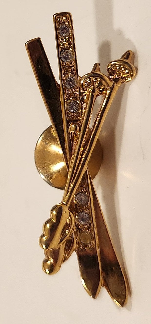 Avon Skis and Ski Poles Rhinestone and Gold Tone Metal Brooch Pin 2