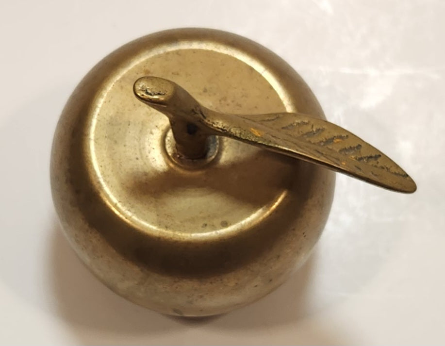Vintage Brass Metal 3" Tall Apple with Leaf 6