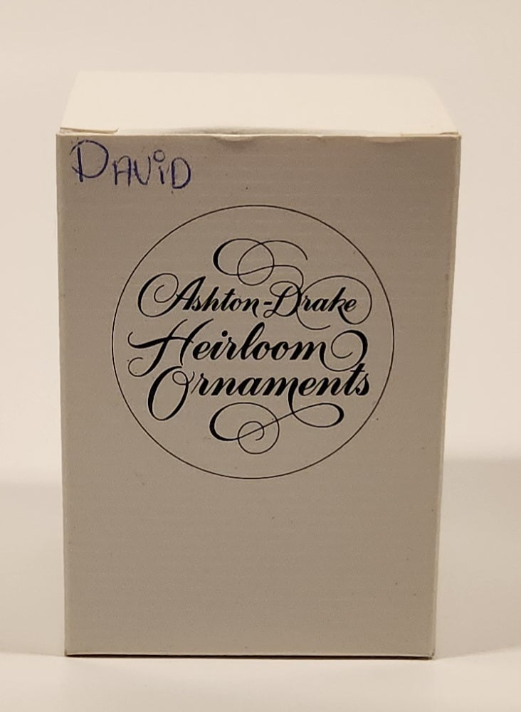 1993 Ashton Drake Heirloom Ornaments David Porcelain Figurine by Yolanda Bello 11