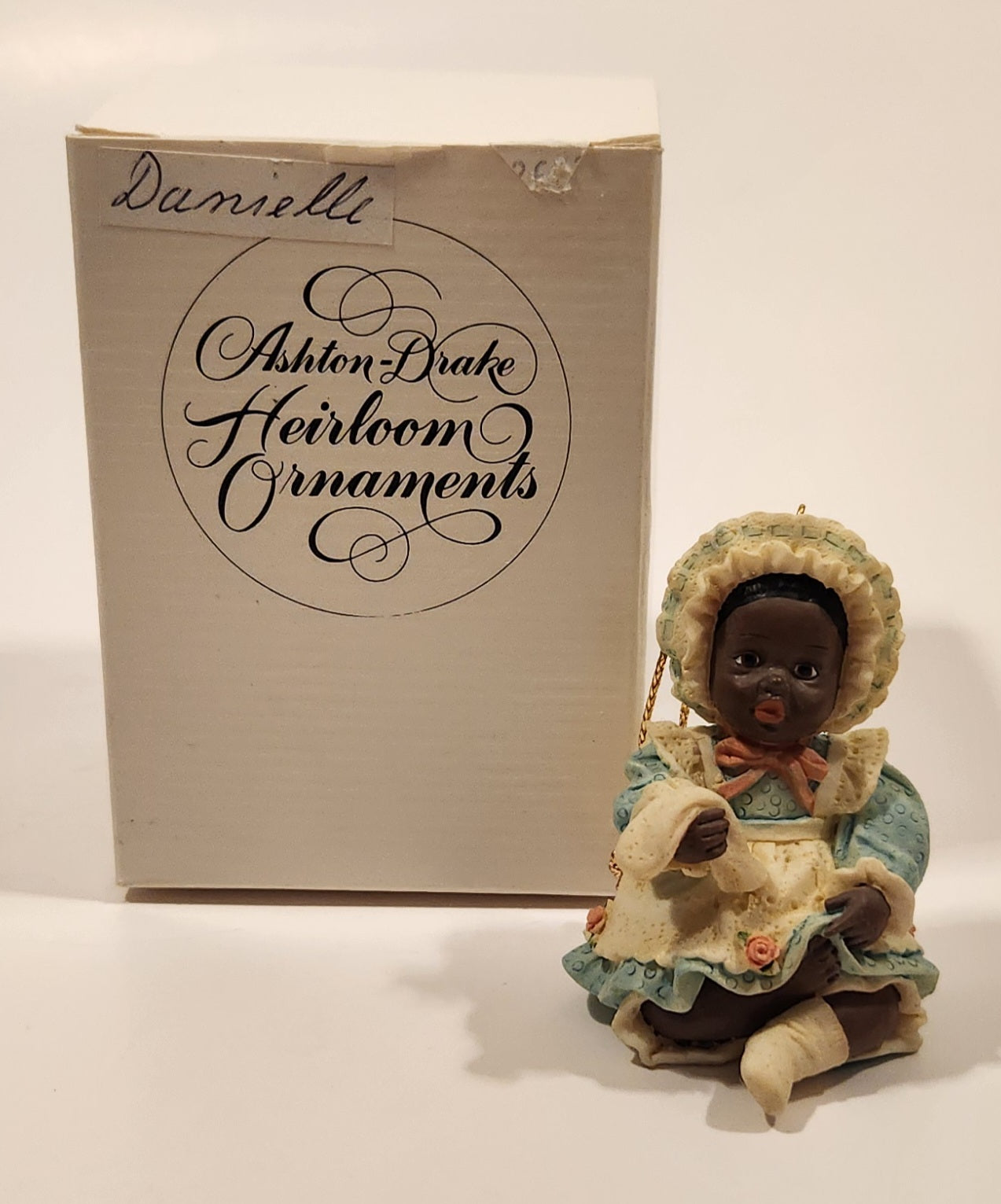 1993 Ashton Drake Heirloom Ornaments Danielle Porcelain Figurine by Yolanda Bello 3