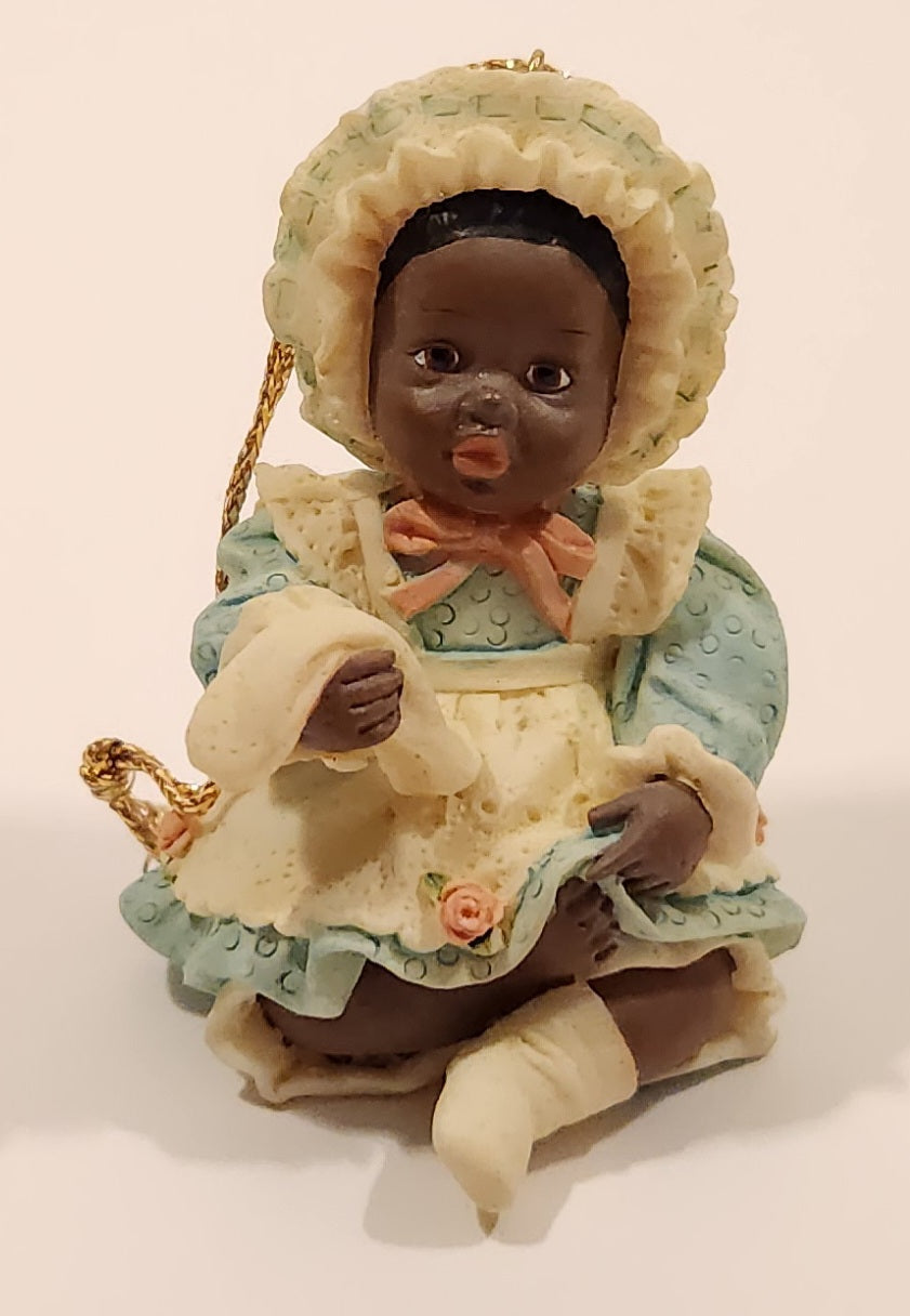 1993 Ashton Drake Heirloom Ornaments Danielle Porcelain Figurine by Yolanda Bello 8