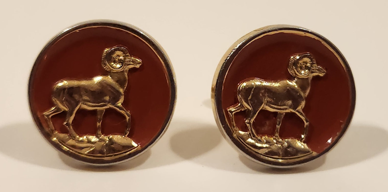 Big Horn Sheep Ram Standing on Cliff Red Background Gold Tone Cufflinks 4