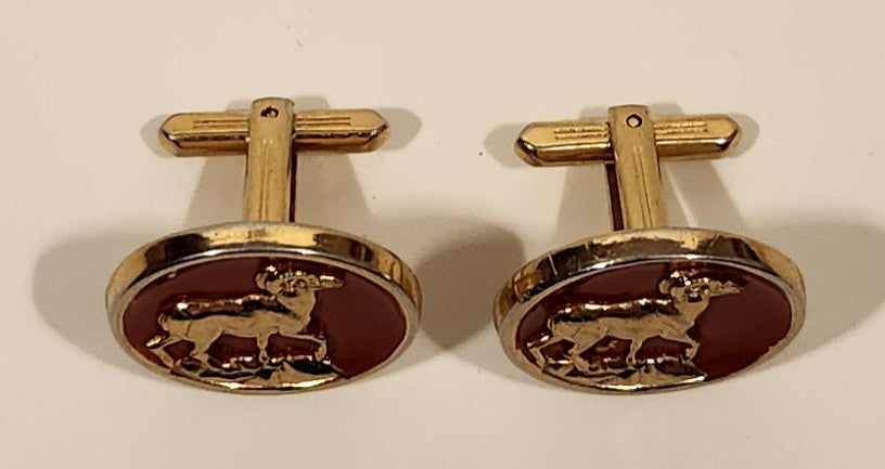 Big Horn Sheep Ram Standing on Cliff Red Background Gold Tone Cufflinks 5