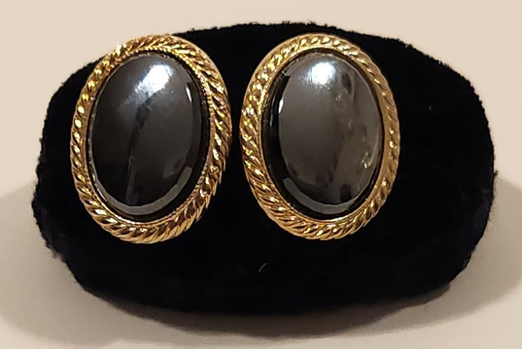 Vintage Black Mirrored Moonglow Iridescent Gemstone Gold Tone Cufflinks