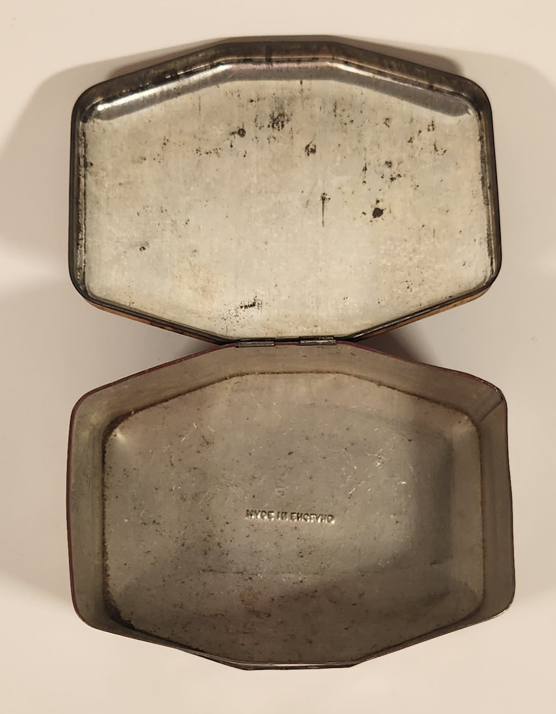 Antique 1937 H. M. King Edward VIII Commemorative Hinged Tin Metal Container 8