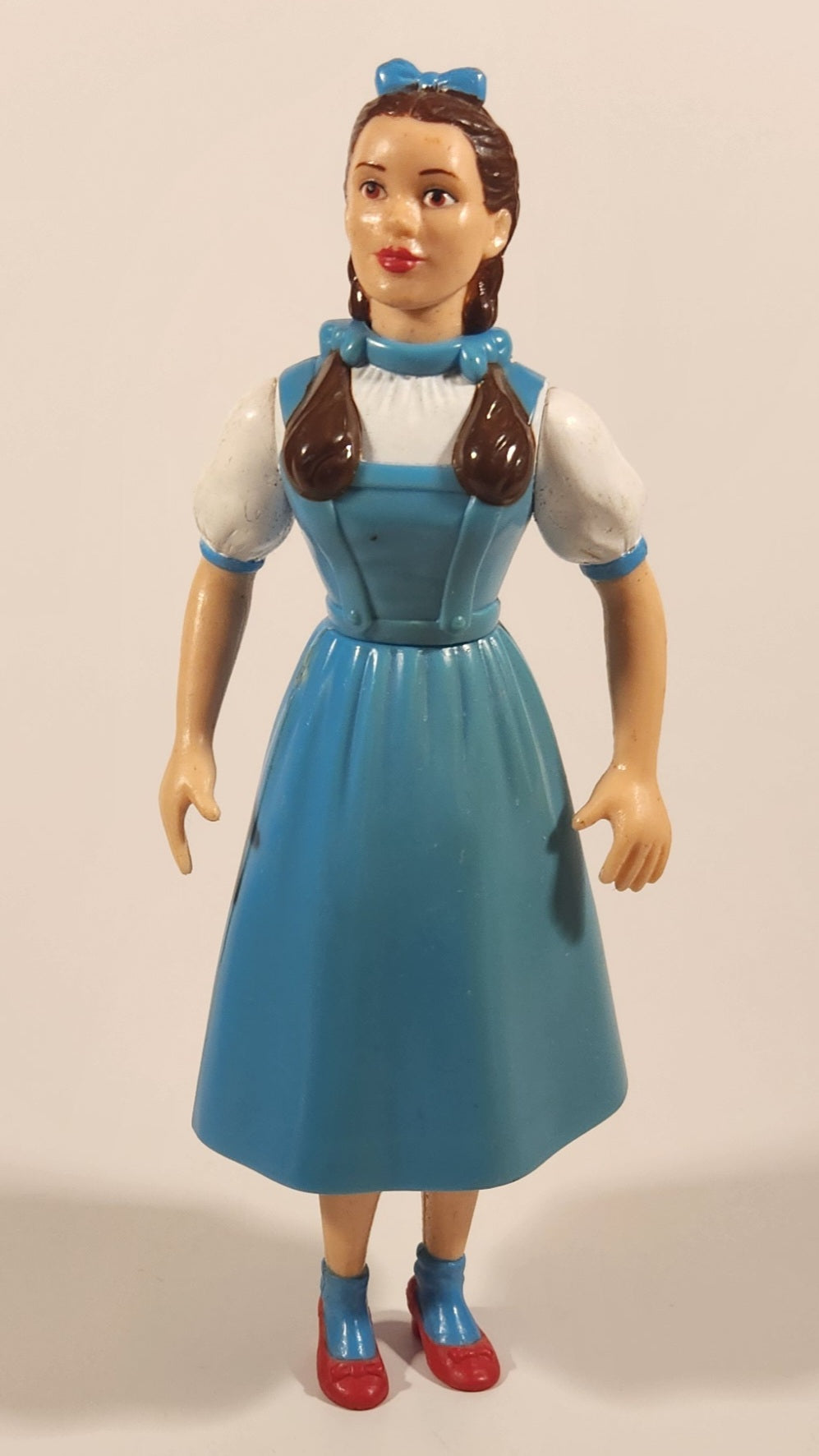1995 Turner Entertainment The Wizard of Oz Dorothy 7 1/4" Toy Figure