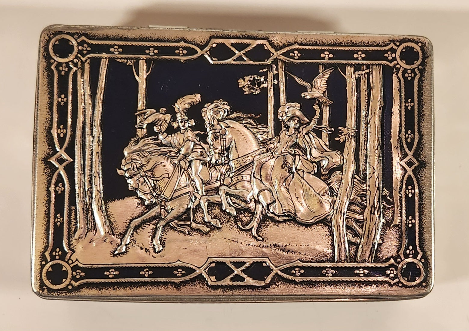 Vintage Mid Century Blue Riley's Toffee Medieval Huntsman Falcons Brothers Tin Metal Container Halifax England