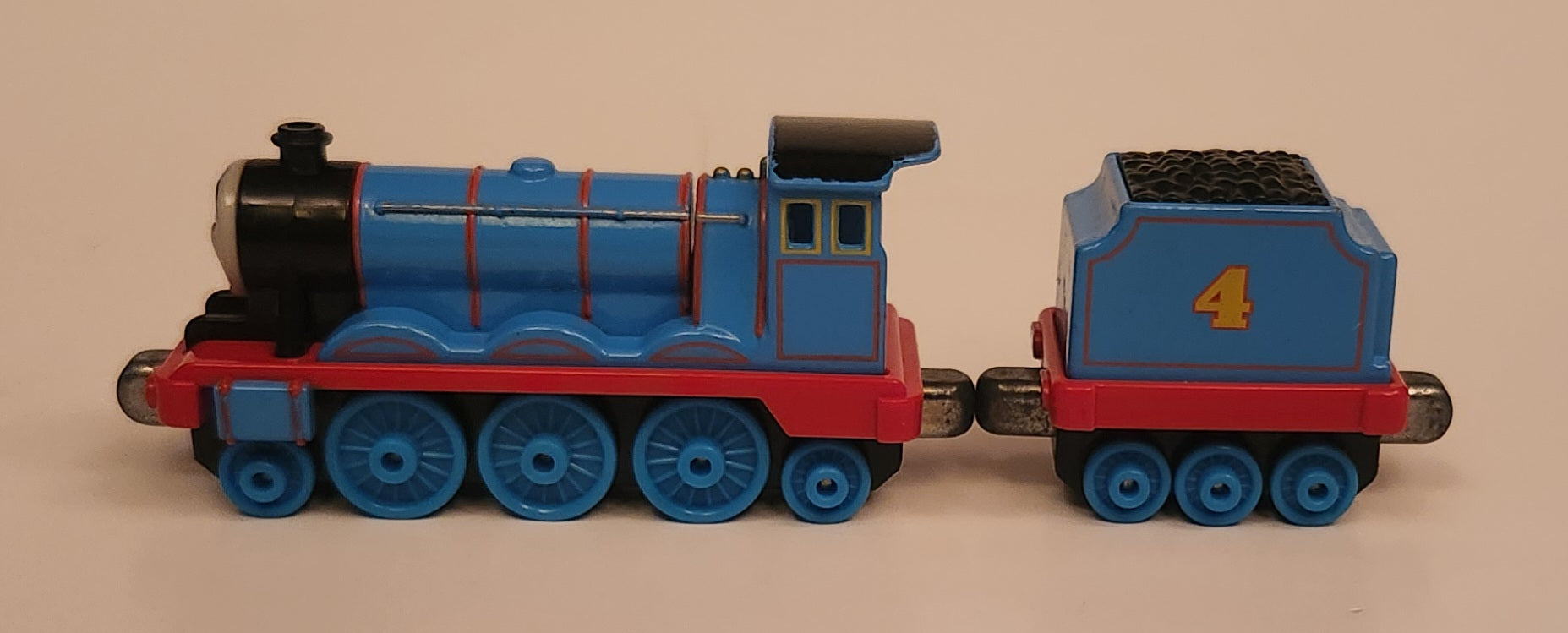 2012 Mattel Gullane Thomas The Train & Friends #4 Gordon with Coal Car Blue Magnetic Die Cast Toy Vehicle Set R9036 2